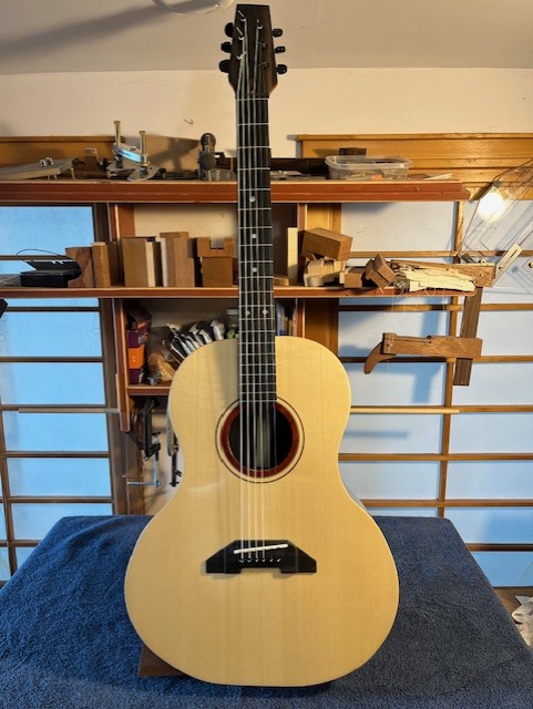 Dandy Guitar,D-38